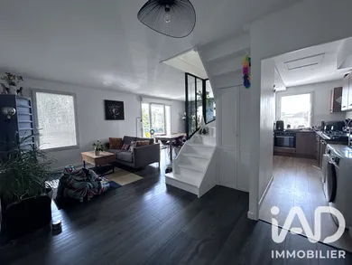 Duplex à Magny-le-Hongre (77700)