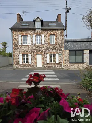 Maison de ville à Bréhal (50290)