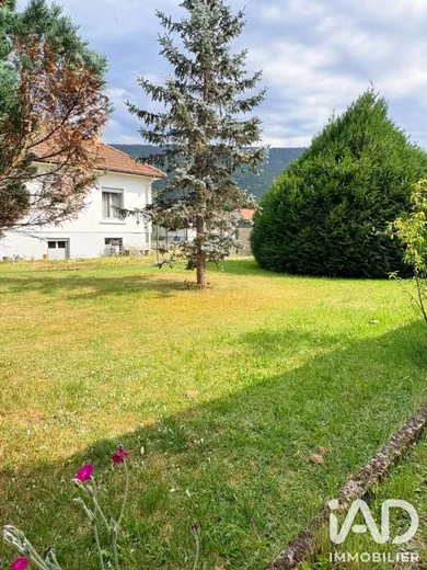 Traditional house in Saulxures-sur-Moselotte (88290)