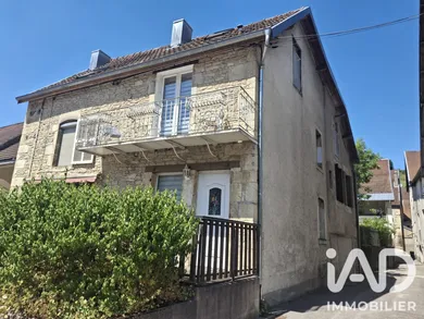 Townhouse in Ornans (25290)