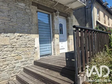 Townhouse in Ornans (25290)