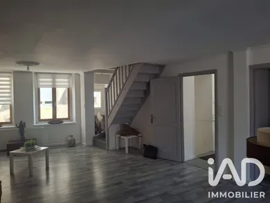 Townhouse in Ornans (25290)