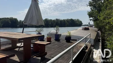Péniche à Évry (91000)