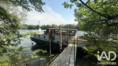 Péniche à Évry (91000)