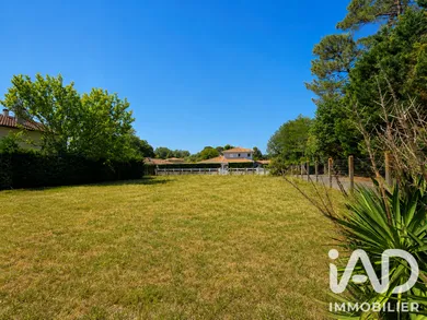 Building plot in Bretagne-de-Marsan (40280)