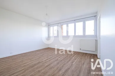 Apartment in Neuilly-sur-Marne (93330)