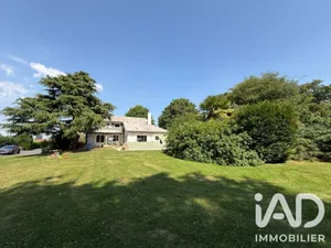 Maison de campagne à Estrées-Saint-Denis (60190)