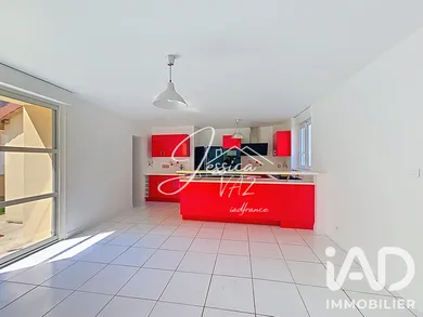 Maison de ville à Le Plessis-Belleville (60330)
