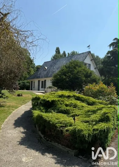 Maison de campagne à Estrées-Saint-Denis (60190)