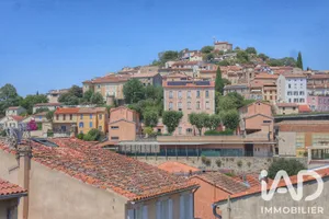 Townhouse in Pierrefeu-du-Var (83390)