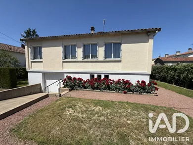 Maison à Châtillon-sur-Thouet (79200)