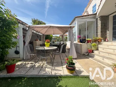 Traditional house in Six-Fours-les-Plages (83140)