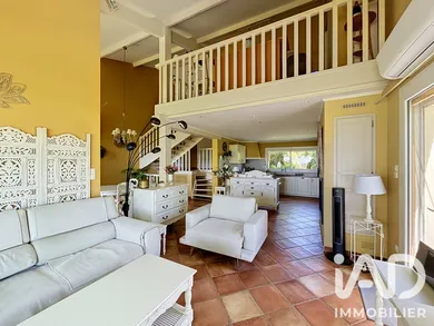 Architectural house in Labastide-Beauvoir (31450)