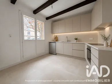 Apartment in Aix-en-Provence (13100)