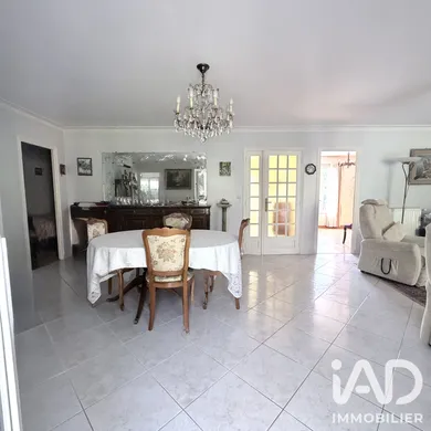 Maison traditionnelle à Villejuif (94800)