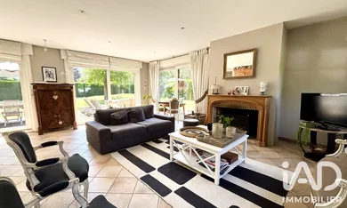 Maison d'architecte à Croix (59170)
