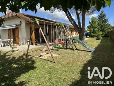 Townhouse in Tignieu-Jameyzieu (38230)