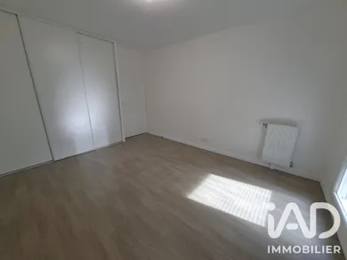 Apartment in Thorigny-sur-Marne (77400)