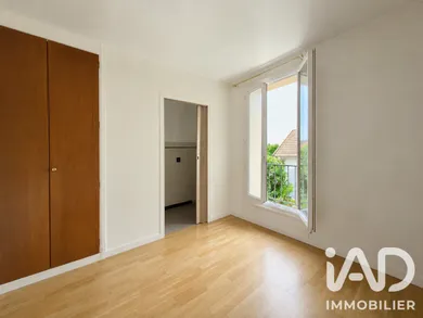 Apartment in Arcueil (94110)