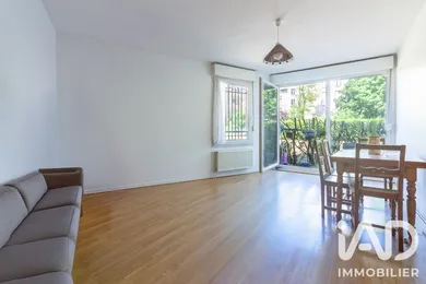 Apartment in Villeurbanne (69100)