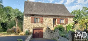 Traditional house in Soursac (19550)