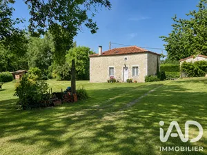 Park home in Ambernac (16490)