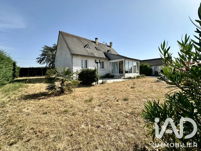 Maison 6 pièces 126 m² · à Saint-Nicolas-de-Bourgueil · 126 m² · 195 000 €