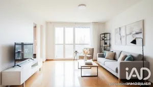 Apartment in Asnières-sur-Seine (92600)