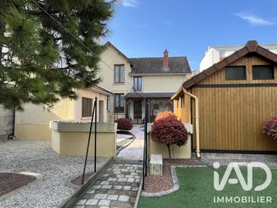 House in Troyes (10000)