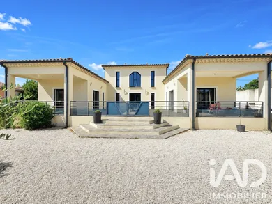 Traditional house in Bagnols-sur-Cèze (30200)