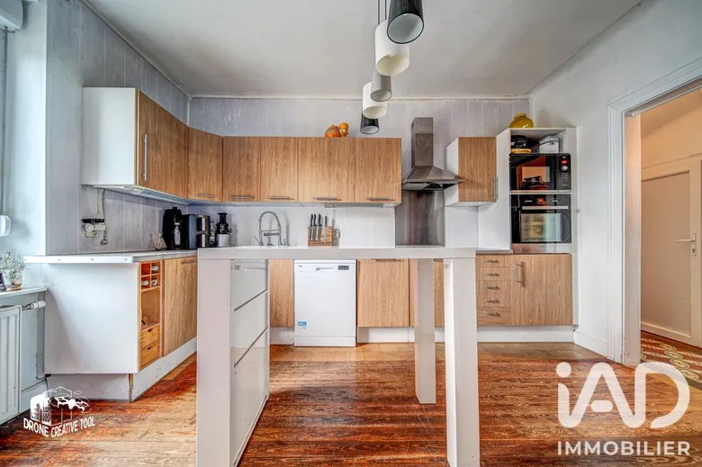 Maison 8 pièces 144 m² · à Uckange · 144 m² · 272 000 €