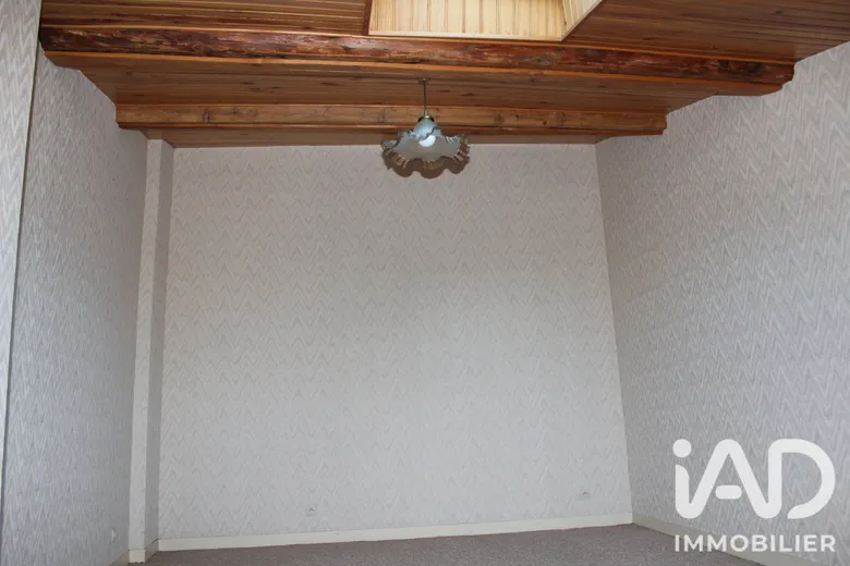 Maison 4 pièces 66 m² · à Pérignat-lès-Sarliève · 66 m² · 89 000 €