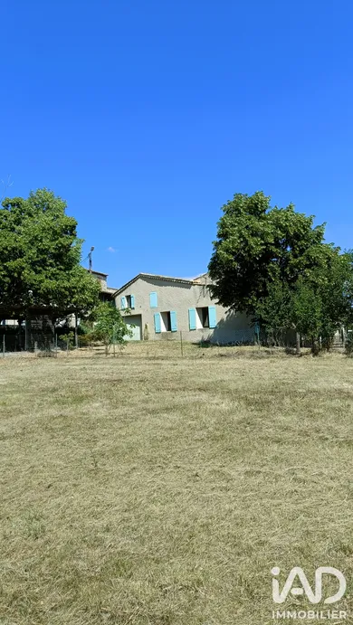 Maison de village à Ferrassières (26570)