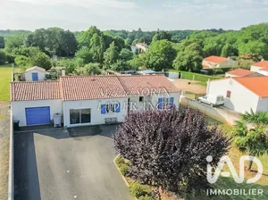Maison traditionnelle à LA CAILLERE ST HILAIRE (85410)