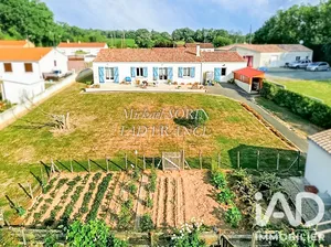 Maison traditionnelle à La Caillère-Saint-Hilaire (85410)