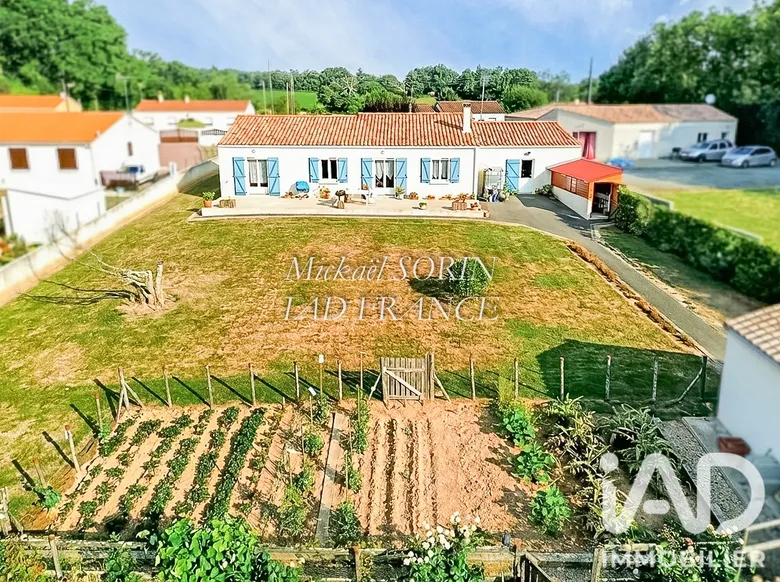 Maison 5 pièces 113 m² · à La Caillère-Saint-Hilaire · 113,2 m² · 195 000 €