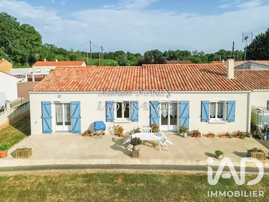 Maison traditionnelle à La Caillère-Saint-Hilaire (85410)