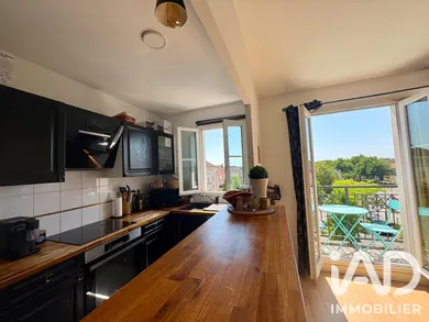 Apartment in Bailly-Romainvilliers (77700)