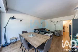 Apartment in Chevilly-Larue (94550)