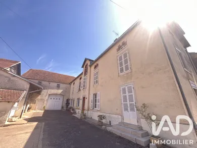 House in Genevrières (52500)