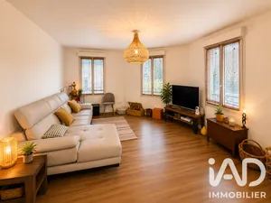 Apartment in Romainville (93230)