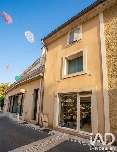 Murs commerciaux à Valréas (84600)