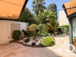 House in Les Clayes-sous-Bois (78340)