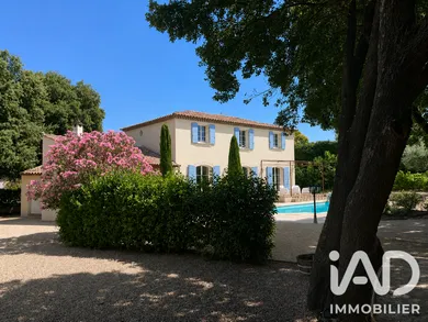House in Rochefort-du-Gard (30650)