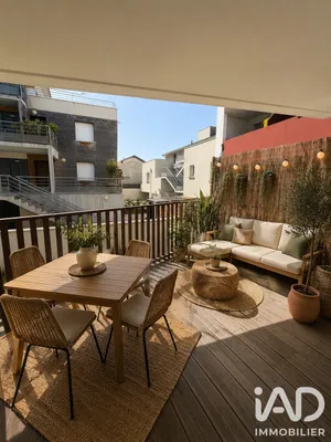 Apartment in Cenon (33150)