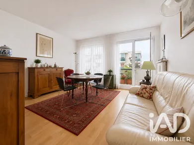 Apartment in Carrières-sur-Seine (78420)
