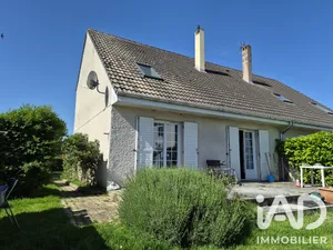 Maison à Merville-Franceville-Plage (14810)