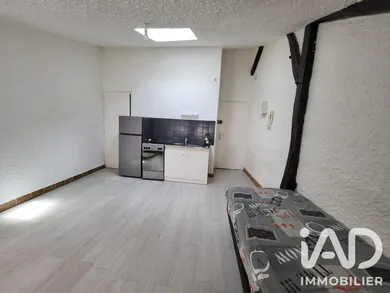 Studio à Châlons-en-Champagne (51000)