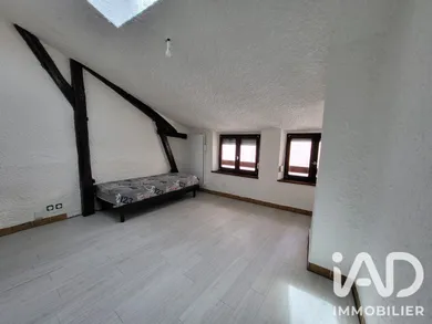 Studio à Châlons-en-Champagne (51000)