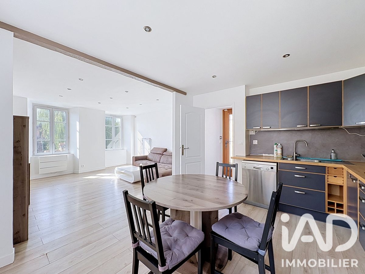 Appartement 2 pièces de 55 m² à Mennecy (91540)